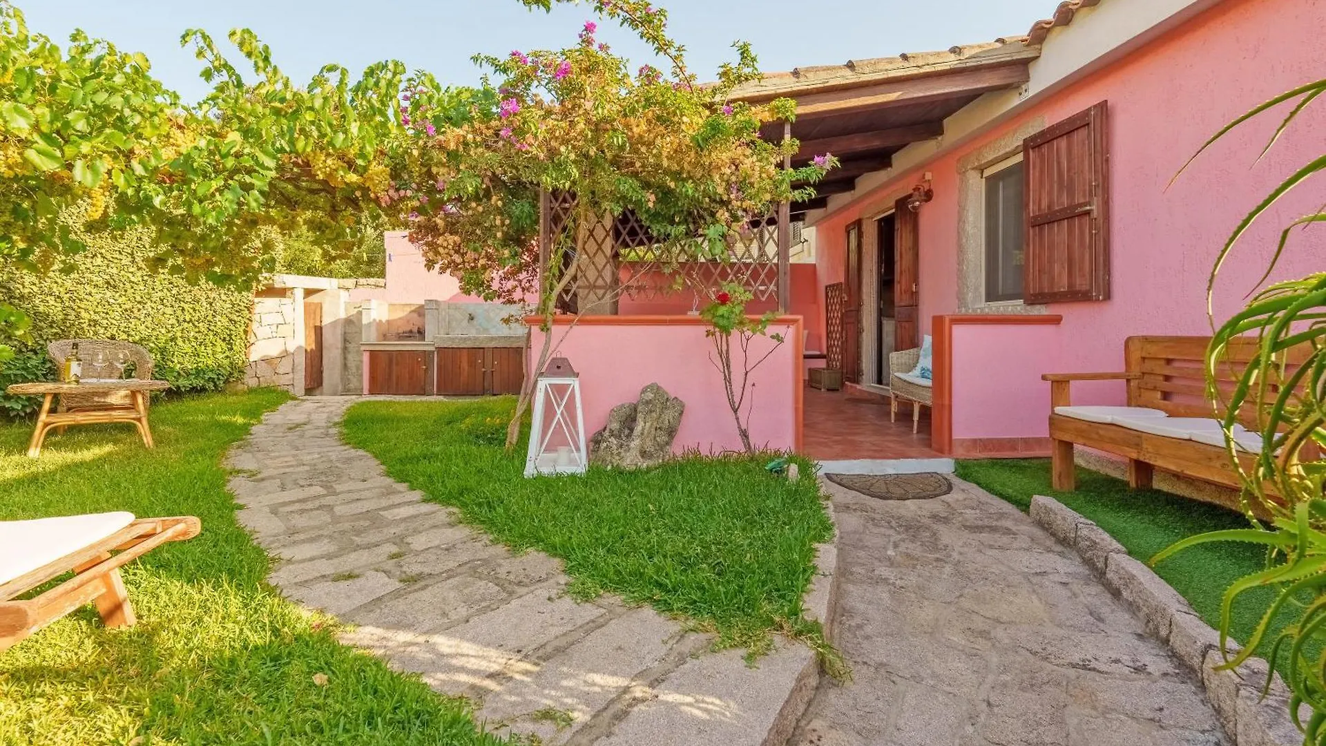 Casa Baia Vignola contacts